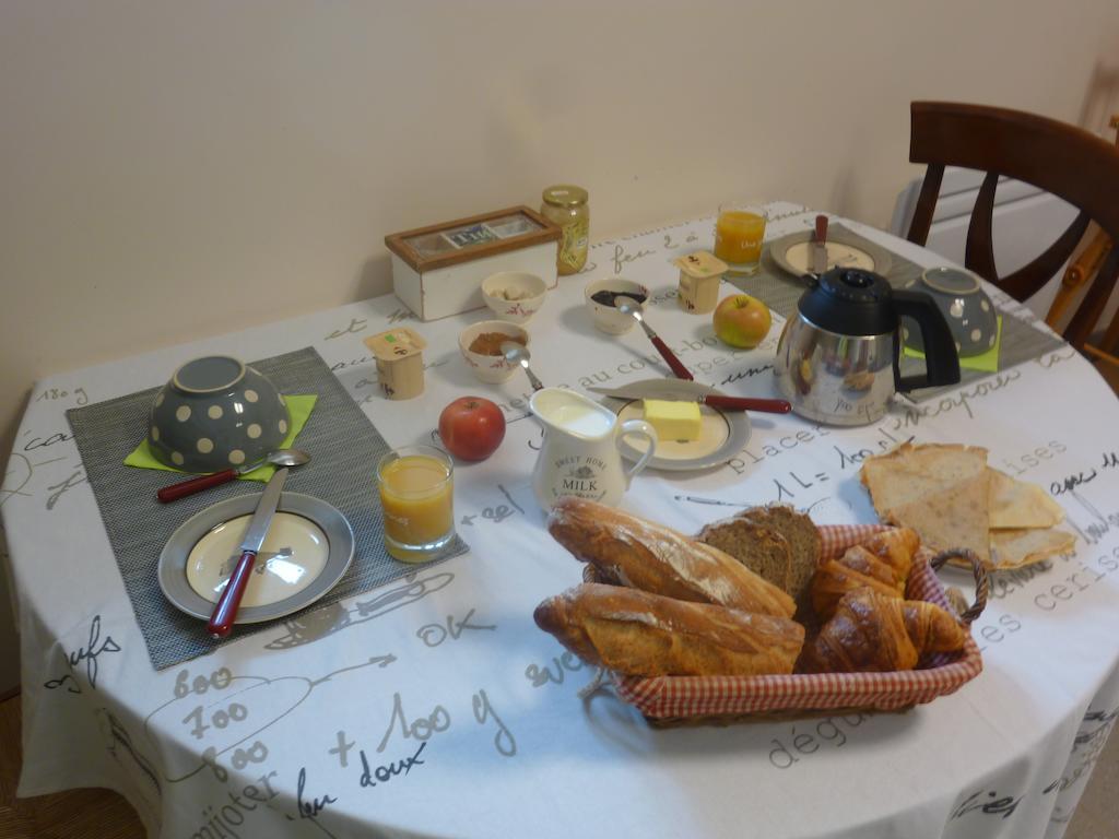 La Ferme Du Vincin Bed & Breakfast Vannes Bagian luar foto